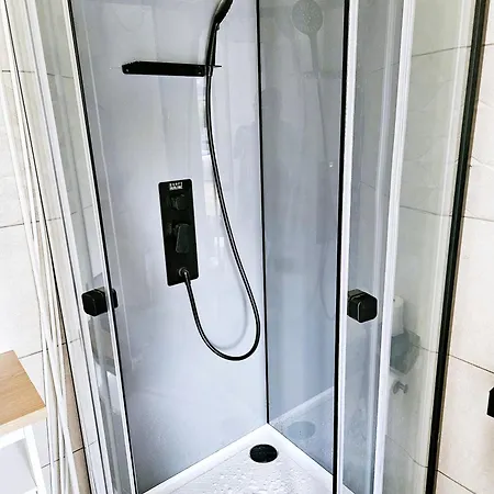 Nocleg ze śniadaniem L'echappee 3*